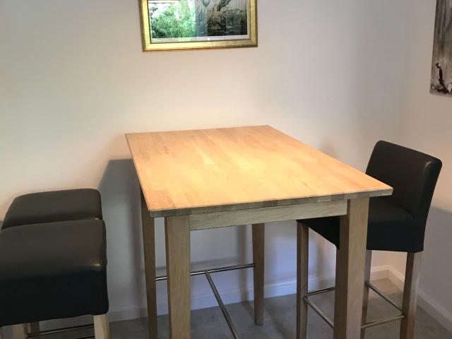 Beautyful flat under the old abbey church, towncenter, green view, quiet and cosy!, Monchengladbach Amsterdam Apartments for Rent