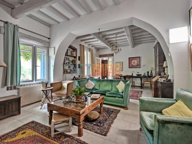 BEAUVOISIN maison vigneronne 195m2