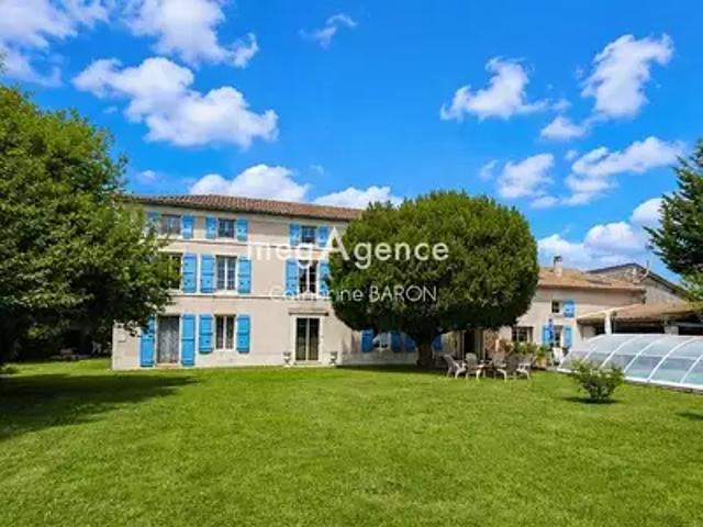 Beauvoir sur Niort 79360 Achat / Vente maison 10 pièces t10 piscine