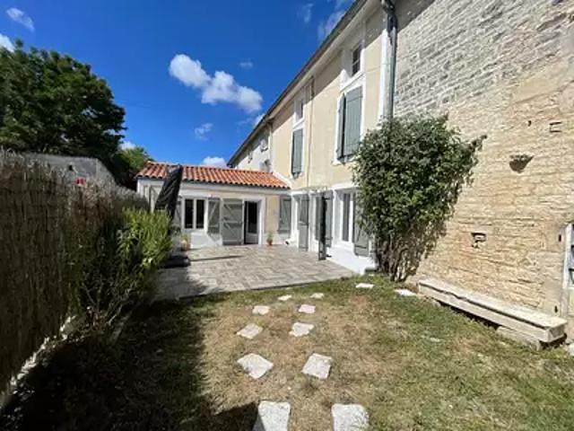 Beauvoir sur Niort 79360 Achat / Vente maison 4 pièces t4 jardin terrasse