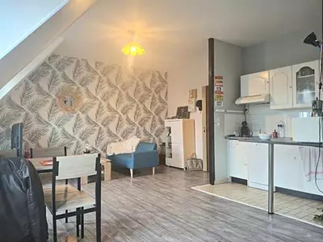 Beauvais 60000 Achat / Vente appartement 1 pièce t1 au dernier étage cave