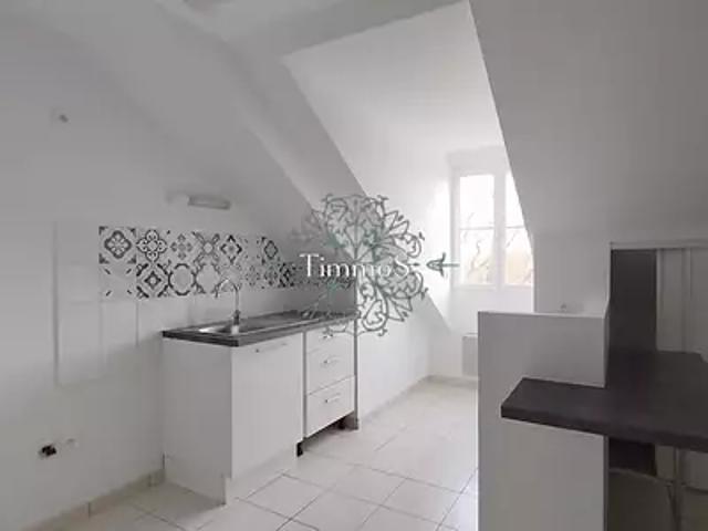 Beauvais 60000 Achat / Vente appartement 2 pièces t2 au dernier étage
