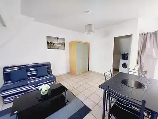 Beauvais 60000 Location appartement 1 pièce t1 au dernier étage