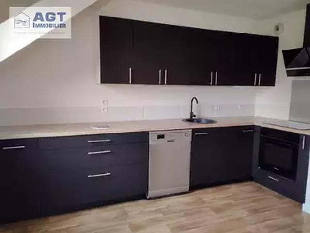 Beauvais 60000 Location appartement 3 pièces t3 balcon