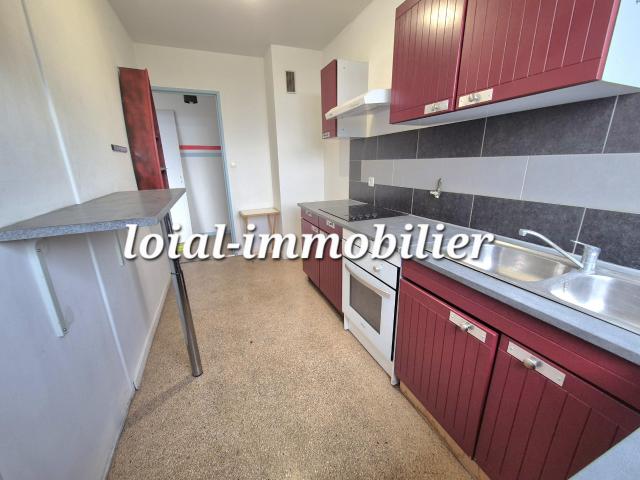 Beauvais Proche commodités ! appartement F2 avec une vue imprenable et une luminosité exceptionnelle !