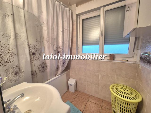 Beauvais proche commodités ! Appartement F5 avec 3 chambres à 2 minutes des commerces !