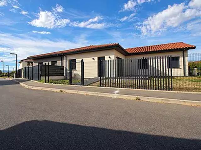 Beauvallon 69700 Location maison 4 pièces t4