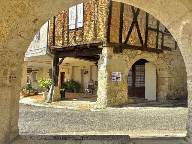 Grande Maison au village avec colombage facade 333m² Beauville