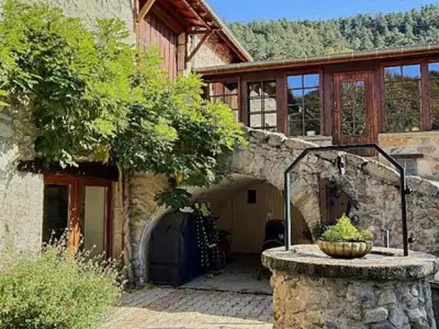 Beauzac 43590 Achat / Vente maison 10 pièces t10 jardin terrasse
