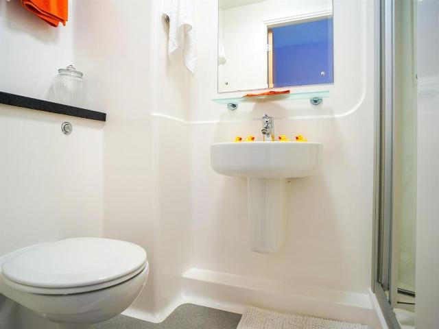 Beaverbank Place, Edinburgh EH7, 1 bed flat to rent, £693 pcm | PrimeLocation