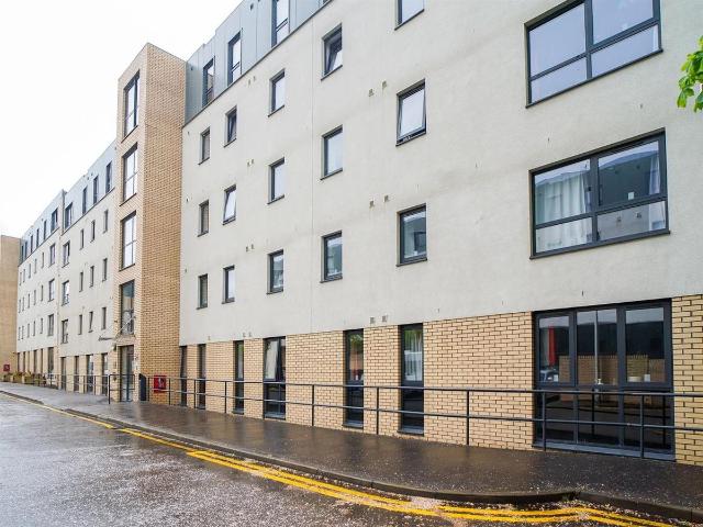 Beaverbank Place, Edinburgh EH7, 1 bed flat to rent, £737 pcm | PrimeLocation