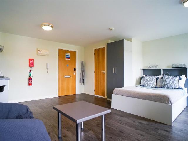 Beaverbank Place, Edinburgh EH7, 1 bed flat to rent, £737 pcm | PrimeLocation