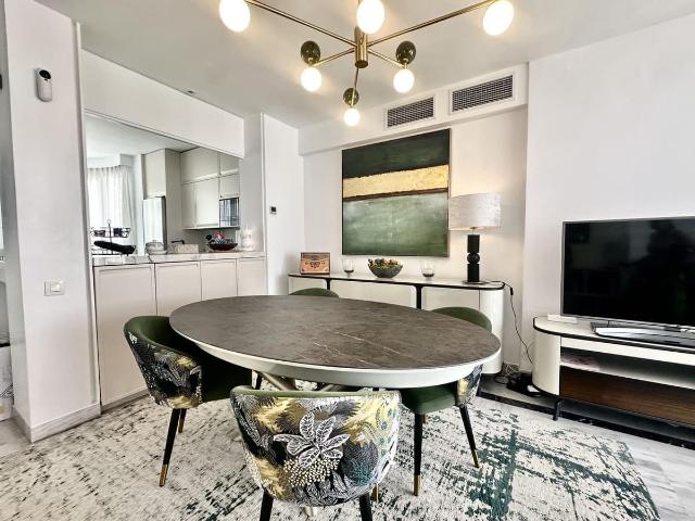 Beach Apartment for rent in Marbella, Málaga