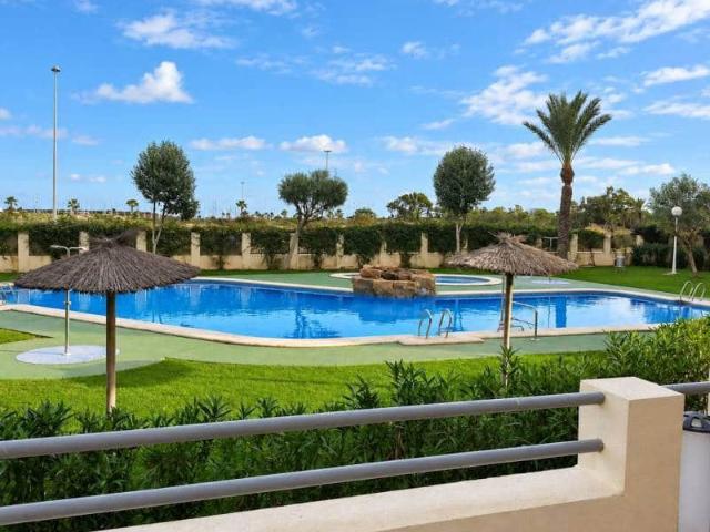 Beach Apartment for rent in Puerto Deportivo, Guardamar del Segura, Alicante