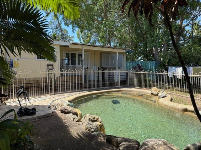 BEACH FRONT 2 BEDROOM COTTAGE