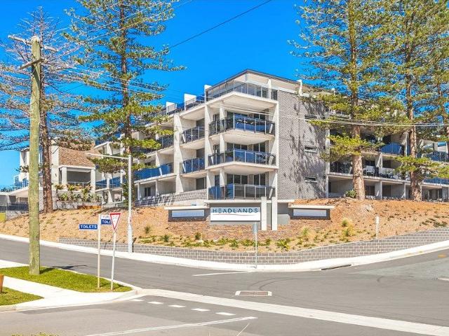 BEACH FRONT HOLIDAY / INVESTMENT APARTMENT | Inspect by appointment