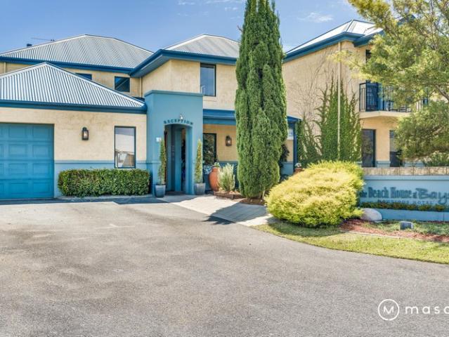 Beach House at Bayside Boutique Hotel in Albany