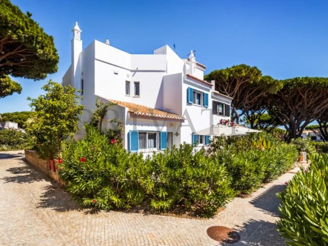 Beach House by the Ocean in Vale do Lobo