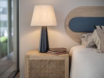 Beach Inspired 2 Bedroom Apartment with Shared Pool and Gym in Ciudad Jardin, Madrid Amsterdam Apartments for Rent