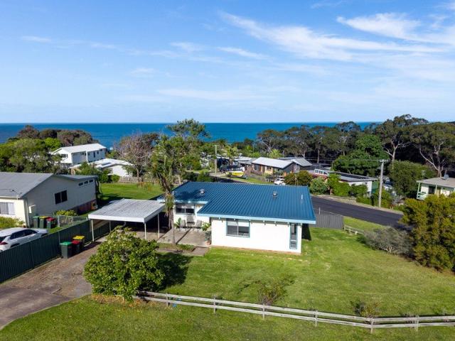BEACH LIFESTYLE IN TATHRA