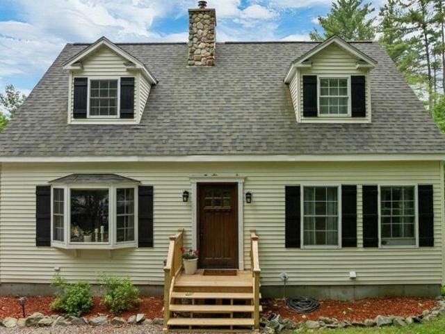 Beach Pond Rd, Wolfeboro, Home For Sale