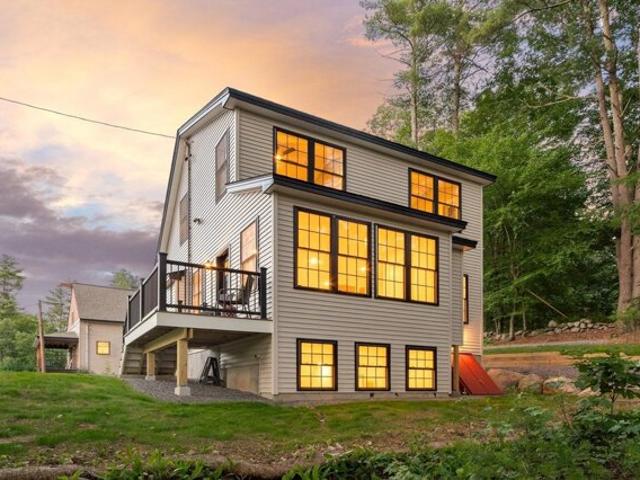 Beach Rd, Hampstead, Home For Sale