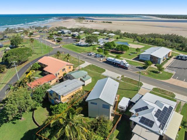 Beach, River and Park at Your Doorstep