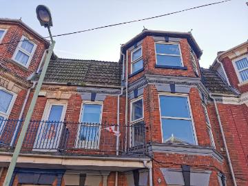 Beach Road, Lowestoft NR32, 2 bed flat to rent, £725 pcm | PrimeLocation