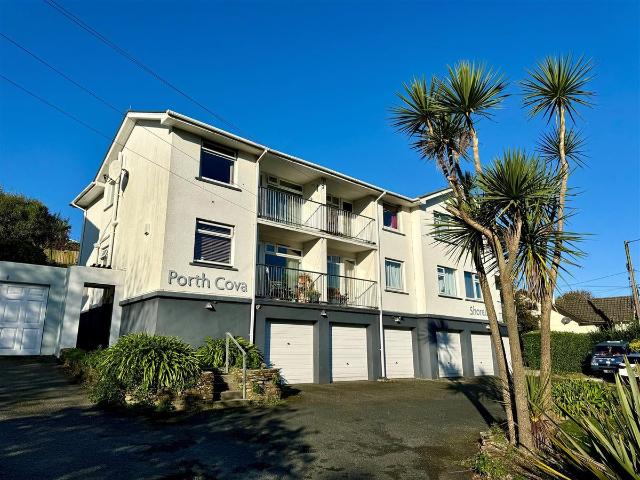 Beach Road, Porth, Newquay TR7, 2 bed flat to rent, £995 pcm | PrimeLocation