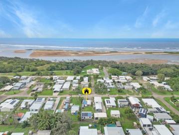 House for sale in Burdekin - Equipped kitchen