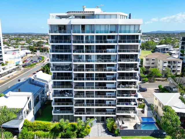 Beachfront Mooloolaba. Priced to Meet the Market. $360,000+ Net Profit | Resort Brokers ID: MR009264