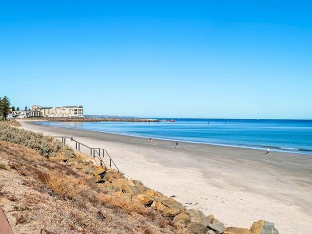 Beachfront Bliss Fully Renovated Coastal Living