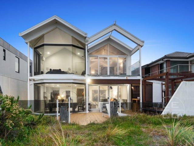 Beachfront Brilliance Luxury Family Living with Panoramic Bay Views
