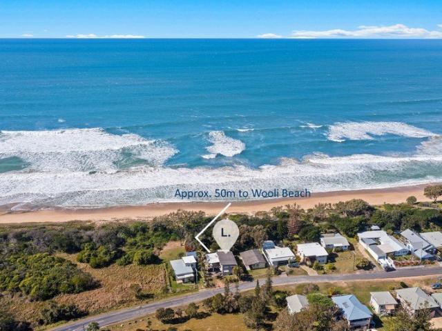 Beachfront Delight A Big Home or Two Decent Flats