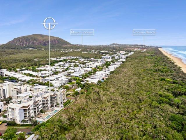 Ground floor Luxury Beachfront apartment, with no work needed!