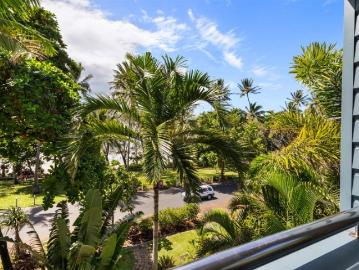 BEACHFRONT INVESTMENT LUXURY