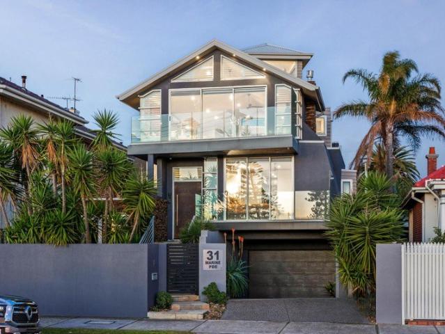 Beachfront Luxury with Marina Sunset Views