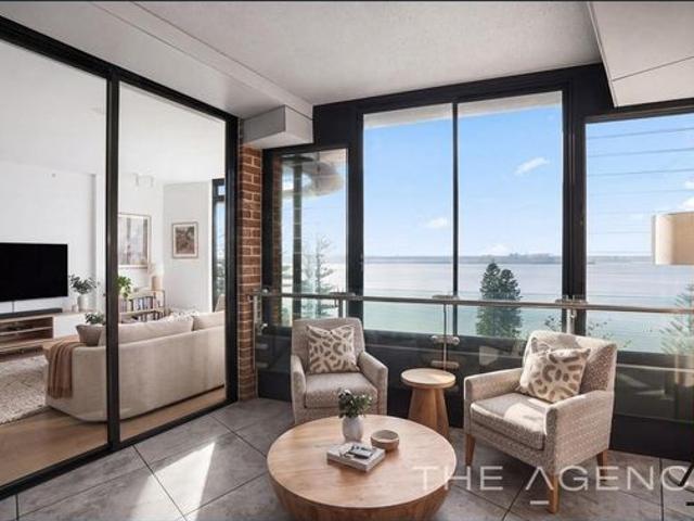 Beachfront Luxury with Uninterrupted Ocean & City Views