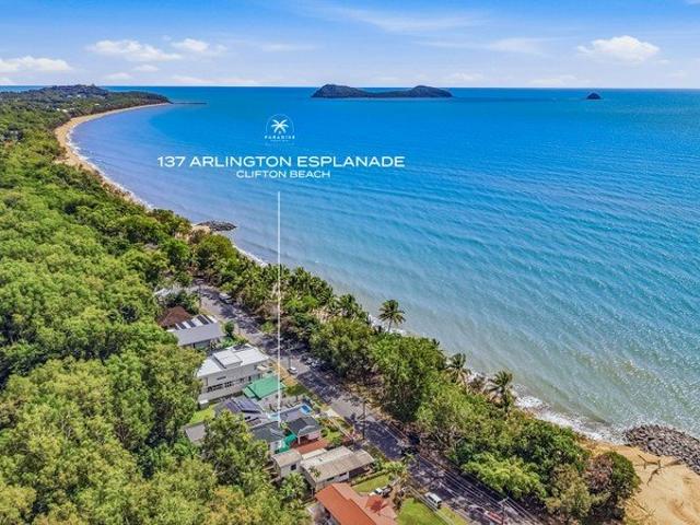 BEACHFRONT LIFESTYLE | Clifton Beach