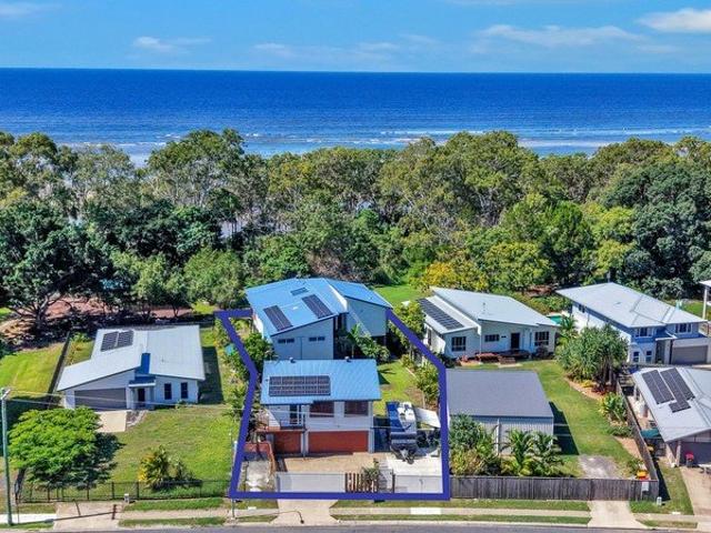Beachfront 1,000m2 With Two Houses Amazing Opportunity!