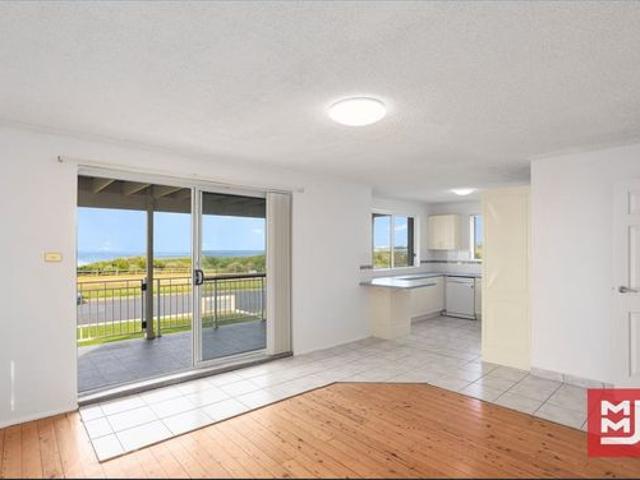 Beachfront Living with Uninterrupted Ocean Views