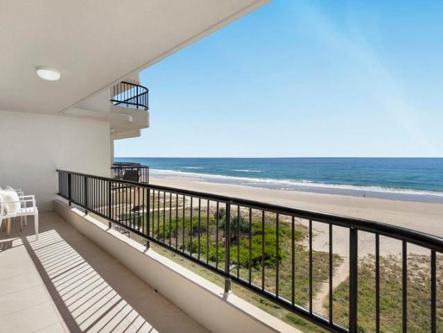 Beachfront Living on the Iconic Gold Coast
