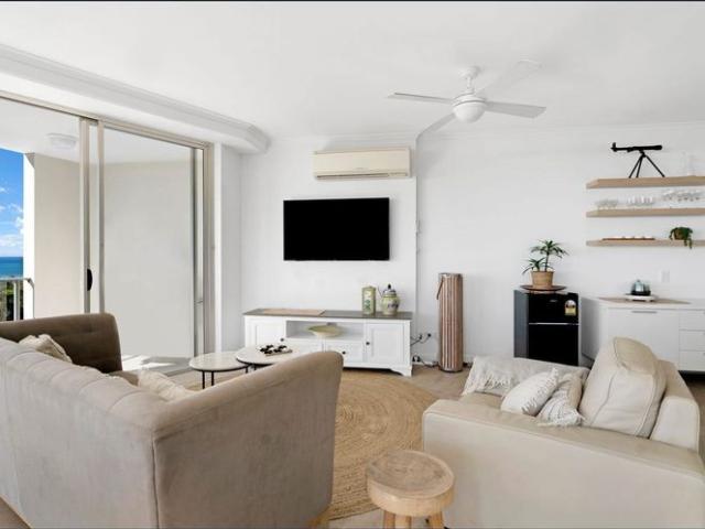 Beachfront Penthouse Living – Ramada by Wyndham Marcoola Beach Resort