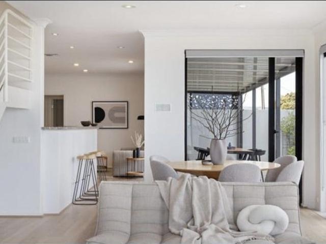Beachfront Somerton Park