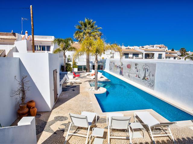 Beachfront Villa in the heart of Praia da Luz