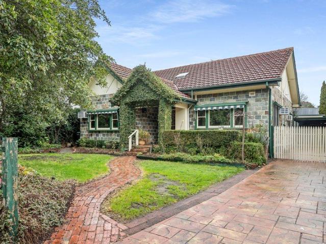 AUCTION | This Saturday 12/09 @ 11:00AM!