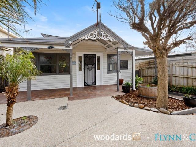 Beachside charm at its best!