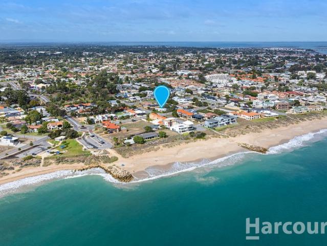 Beachside Bliss Awaits Lawnmowing included