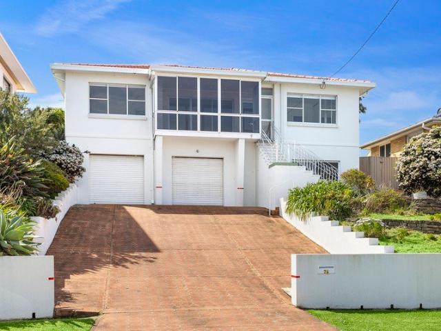 Beachside Family Home