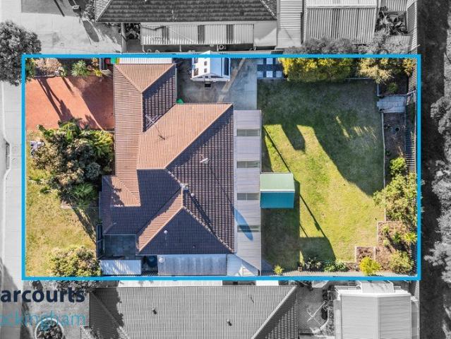 Beachside Family Living with Room to Grow